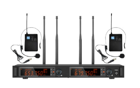 True Diversity UHF Wireless Microphone System Model AB103